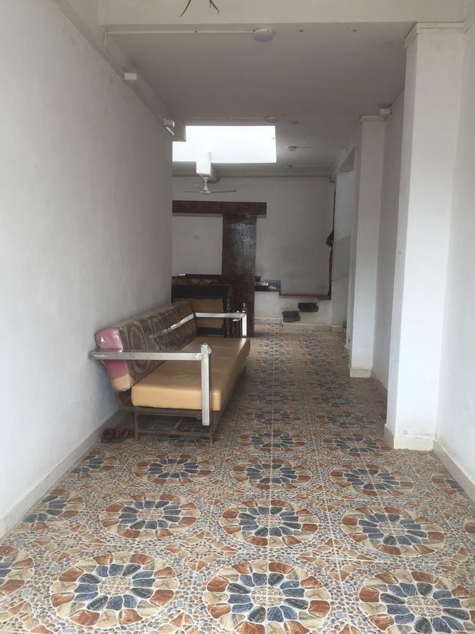 Joshi Yatri Niwas Hotel Kolhapur Eksteriør billede