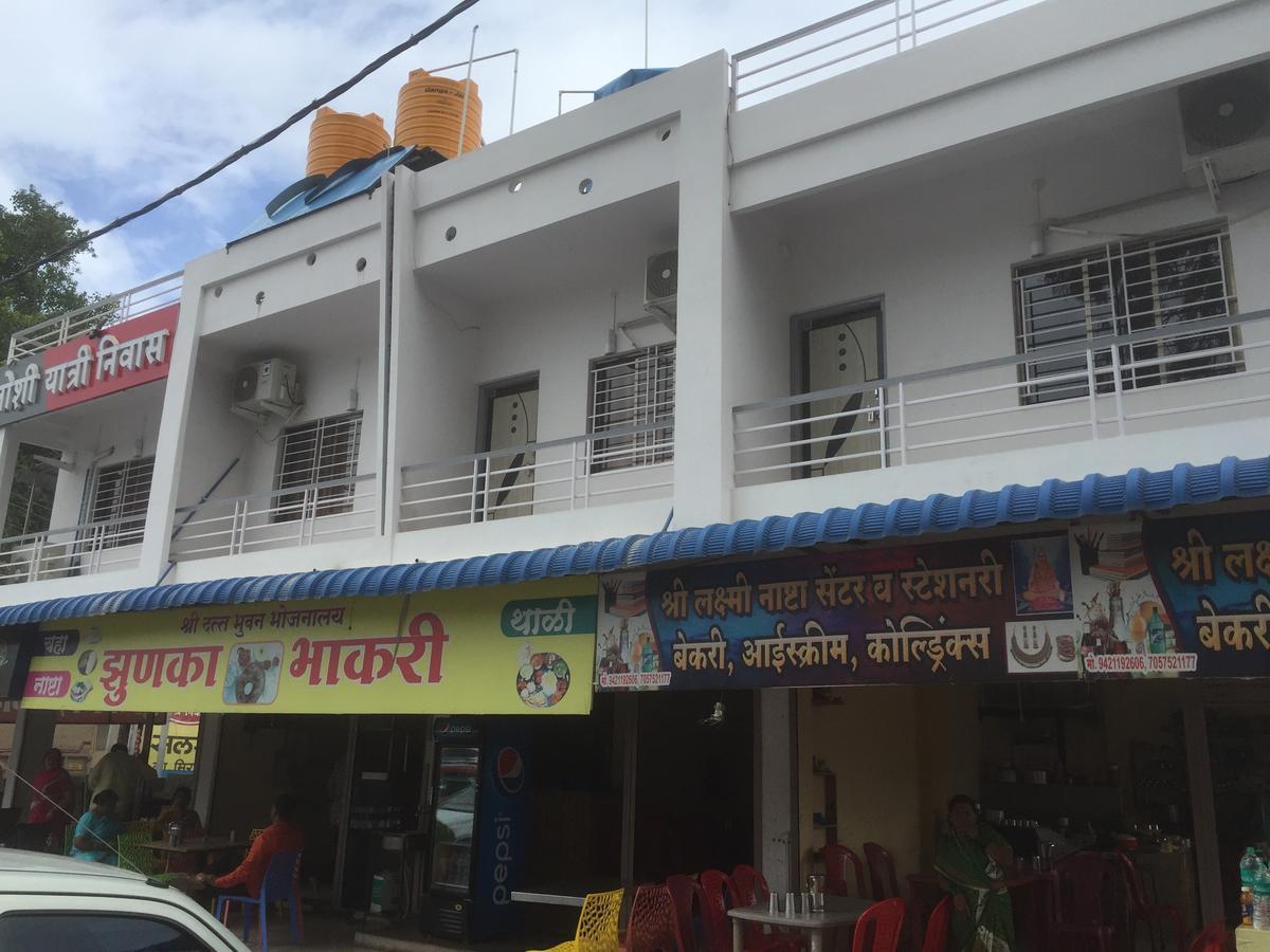 Joshi Yatri Niwas Hotel Kolhapur Eksteriør billede